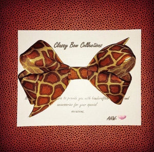 Caylie Pooh Giraffe Bow